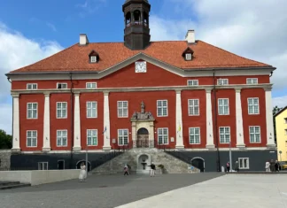 Narva raekoja majatuur