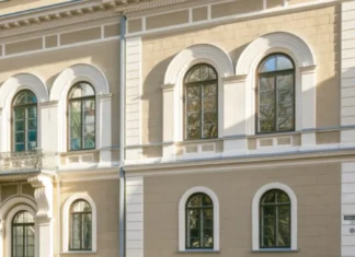 Ringkäik Eesti esindushoones Toompeal